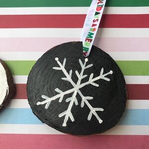 New Hand-painted Wood Slice Snowflake Christmas Ornament